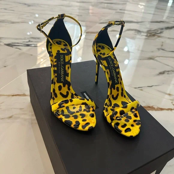 NIB Dolce & Gabbana Yellow Leopard Leather Heels - Picture 3 of 8